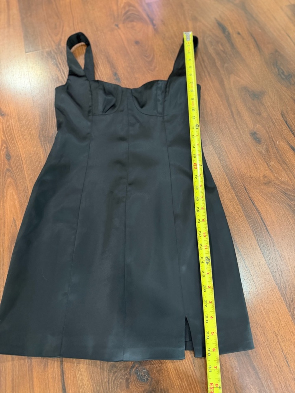 NWT Lovers and Friends CARPENTER Satin MINI black DRESS Sz XS - Picture 4 of 11
